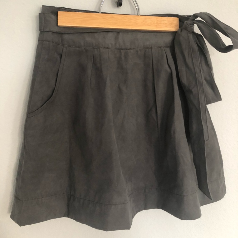 Silence + noise suede skirt from UO | size 4